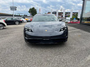 Porsche Taycan 4 Cross Turismo
