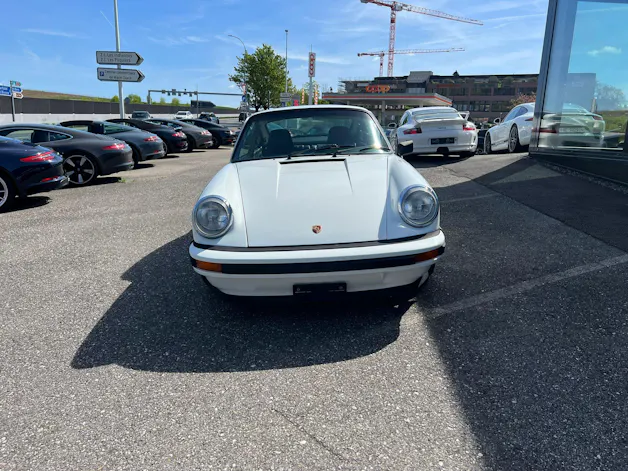 Porsche 911 Carrera 2.7