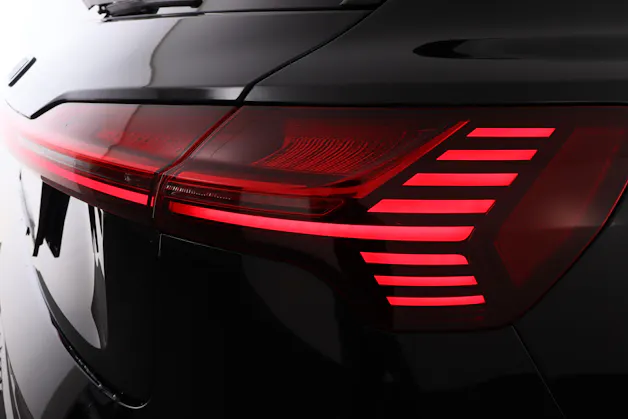 Audi Q8 55 e-tron Black Edition quattro
