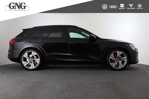 Audi Q8 55 e-tron Black Edition quattro