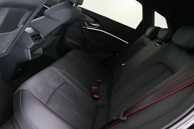 Audi Q8 55 e-tron Black Edition quattro