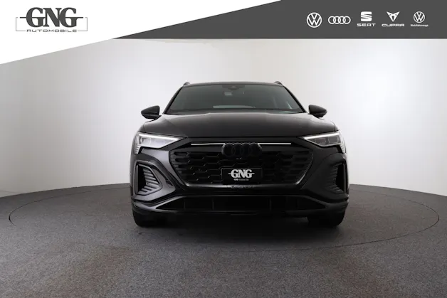 Audi Q8 55 e-tron Black Edition quattro