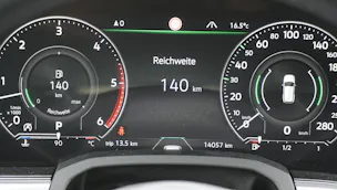 VW Touareg 3.0 TDI R Line Tiptronic