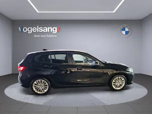 BMW 118i Essential Edition Steptronic