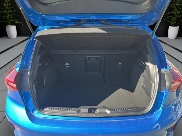 Ford Focus 1.0 MHEV ST-Line X Automat