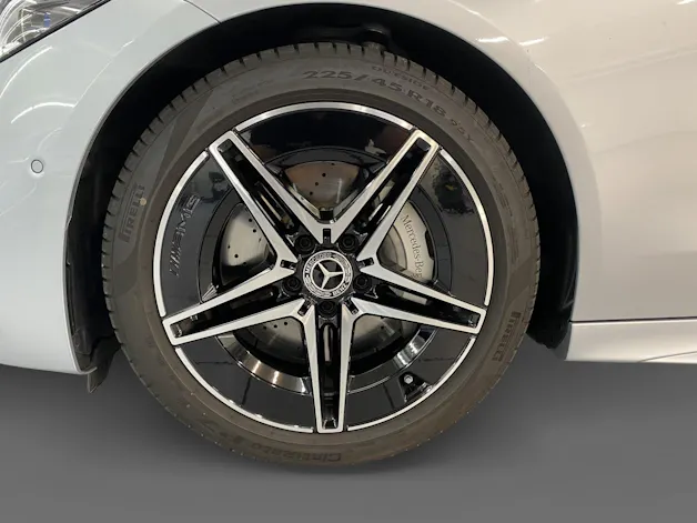 Mercedes-Benz C 220 d Swiss Star AMG Line 4MATIC Kombi