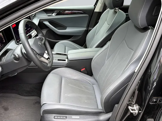 VW Passat Variant 2.0 TDI evo Elegance DSG