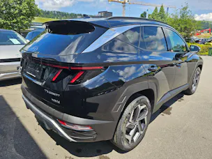 Hyundai Tucson 1.6 TGDI HEV Amplia 4WD