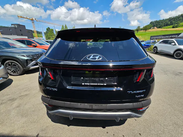 Hyundai Tucson 1.6 TGDI HEV Amplia 4WD