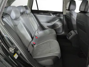 VW Passat Variant 1.5 TSI evo2 Plug-In- Hybrid Business DSG