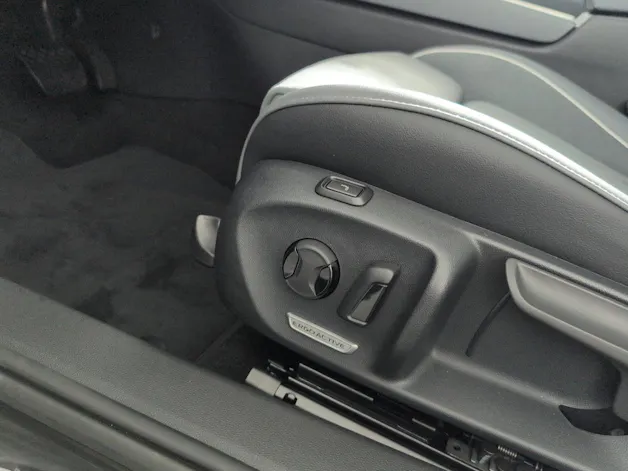 VW Passat Variant 1.5 TSI evo2 Plug-In- Hybrid Business DSG