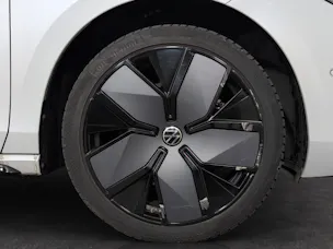 VW Passat Variant 1.5 TSI evo2 Plug-In- Hybrid R-Line DSG