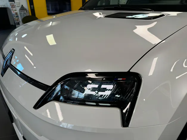 Renault R5 E-TECH 100% ELECTRIC iconic five 150PS Comfort Range