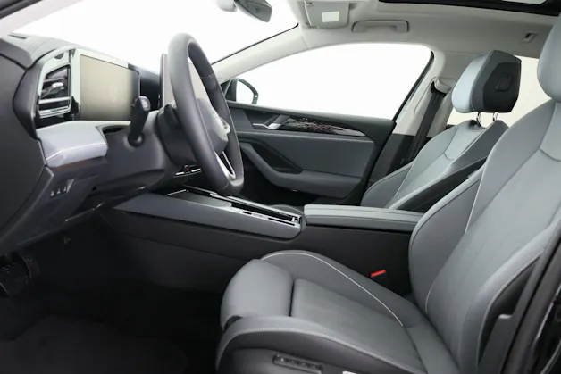 VW Passat Variant 2.0 TDI evo Elegance DSG