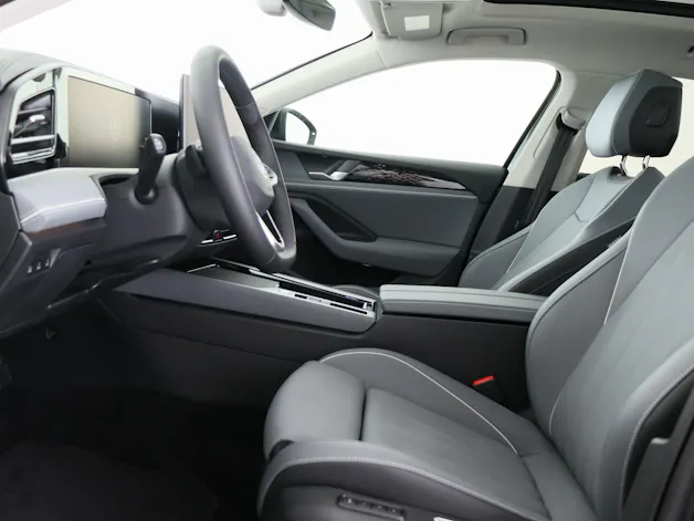 VW Passat Variant 2.0 TDI evo Elegance DSG