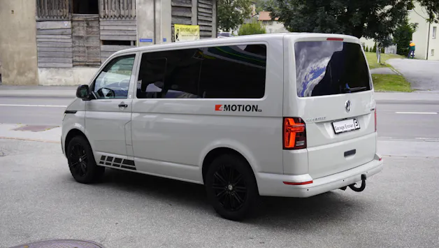 VW T6.1 2.0 TDI Caravelle 4Motion DSG