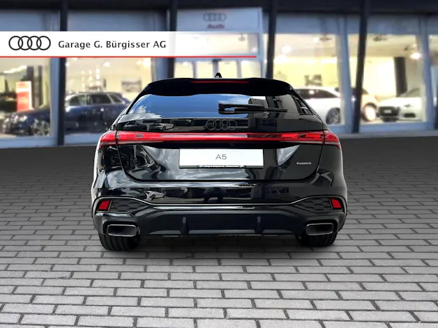 Audi A5 Avant TFSI quattro 150 kW S tronic Mythosschwarz Metallic