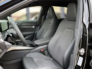 Audi A5 Avant TFSI quattro 150 kW S tronic Mythosschwarz Metallic