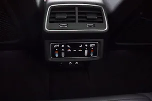 Audi Q8 55 e-tron Black Edition quattro