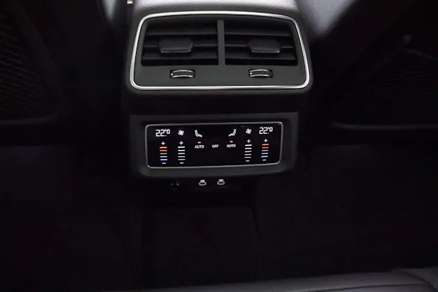 Audi Q8 55 e-tron Black Edition quattro