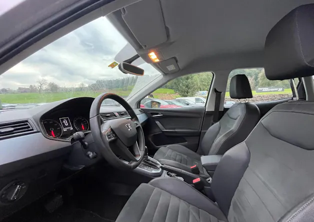 SEAT Arona 1.0 TSI Eco DSG SWISS FR