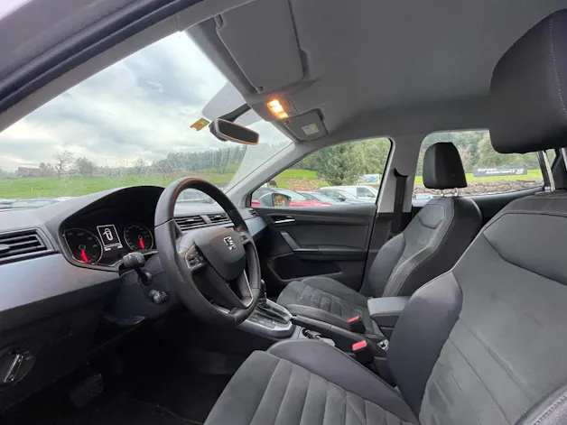 SEAT Arona 1.0 TSI Eco DSG SWISS FR