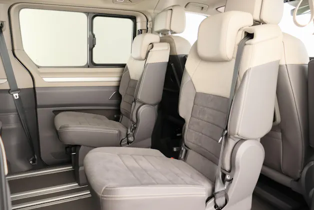 VW Multivan 2.0 TDI Life Edition DSG