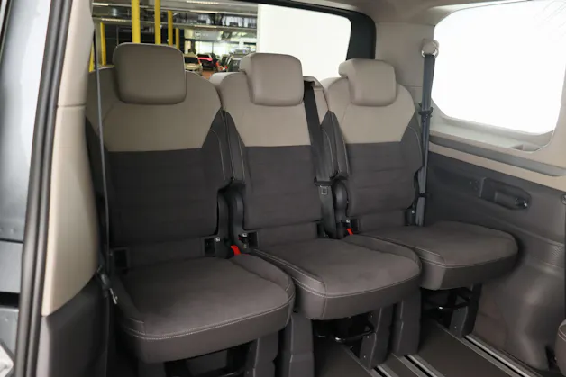 VW Multivan 2.0 TDI Life Edition DSG