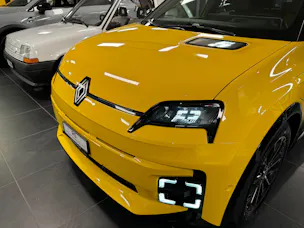 Renault R5 E-TECH 100% ELECTRIC iconic five 150PS Comfort Range