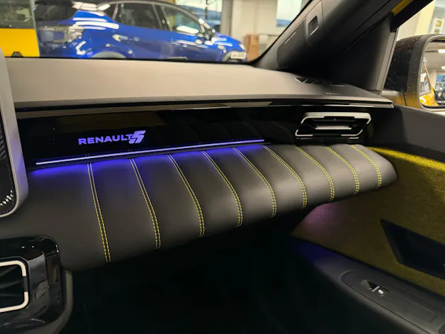 Renault R5 E-TECH 100% ELECTRIC iconic five 150PS Comfort Range