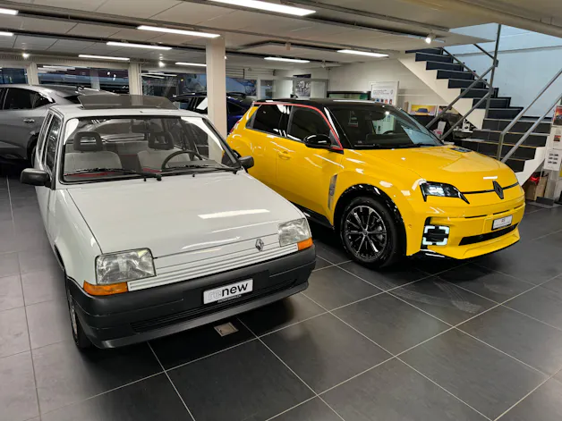 Renault R5 E-TECH 100% ELECTRIC iconic five 150PS Comfort Range