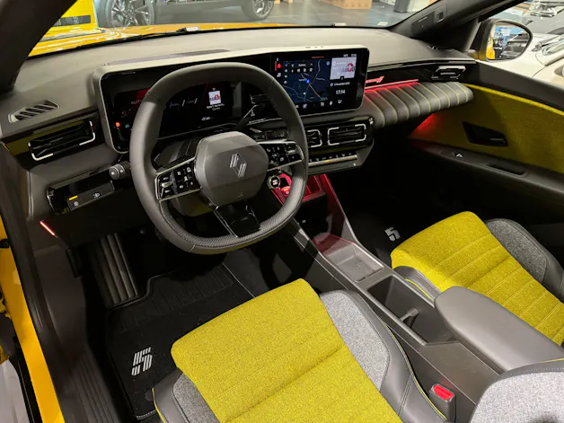 Renault R5 E-TECH 100% ELECTRIC iconic five 150PS Comfort Range