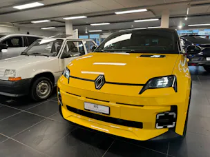 Renault R5 E-TECH 100% ELECTRIC iconic five 150PS Comfort Range