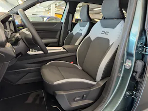 Dacia BIGSTER journey hybrid 155