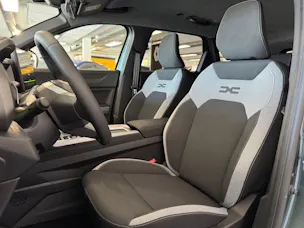 Dacia BIGSTER journey hybrid 155