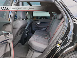 Audi Q8 50 e-tron Black Edition quattro Mythosschwarz Metallic