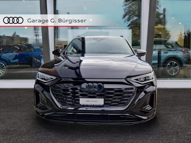 Audi Q8 50 e-tron Black Edition quattro Mythosschwarz Metallic