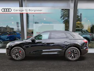 Audi Q8 50 e-tron Black Edition quattro Mythosschwarz Metallic