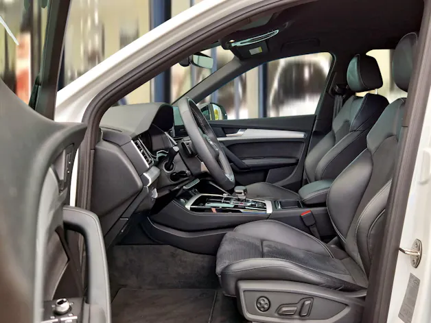 Audi Q5 Sportback 40 TDI S line quattro Black Edition Gletscherweiss Metallic