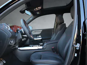 Mercedes-Benz EQB 300 AMG Line 4MATIC