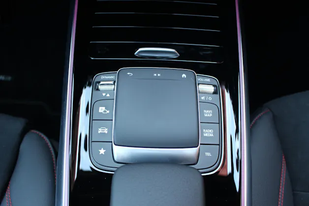 Mercedes-Benz EQB 300 AMG Line 4MATIC