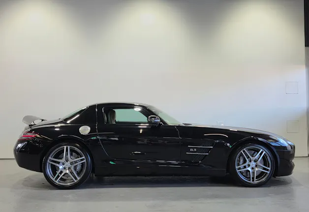 Mercedes-Benz SLS AMG Coupé