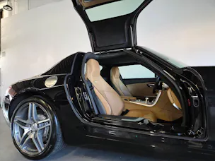 Mercedes-Benz SLS AMG Coupé