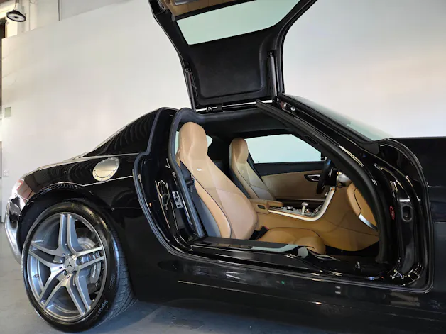 Mercedes-Benz SLS AMG Coupé