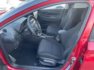 Hyundai Bayon 1.0 T-GDi 48V MH Amplia DCT