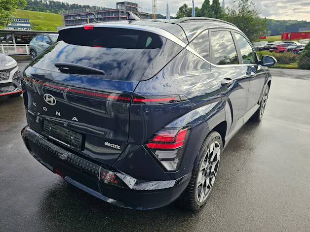 Hyundai Kona EV 65.4 kWh Amplia