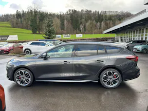 Ford Focus 1.0 MHEV ST-Line Style Automat