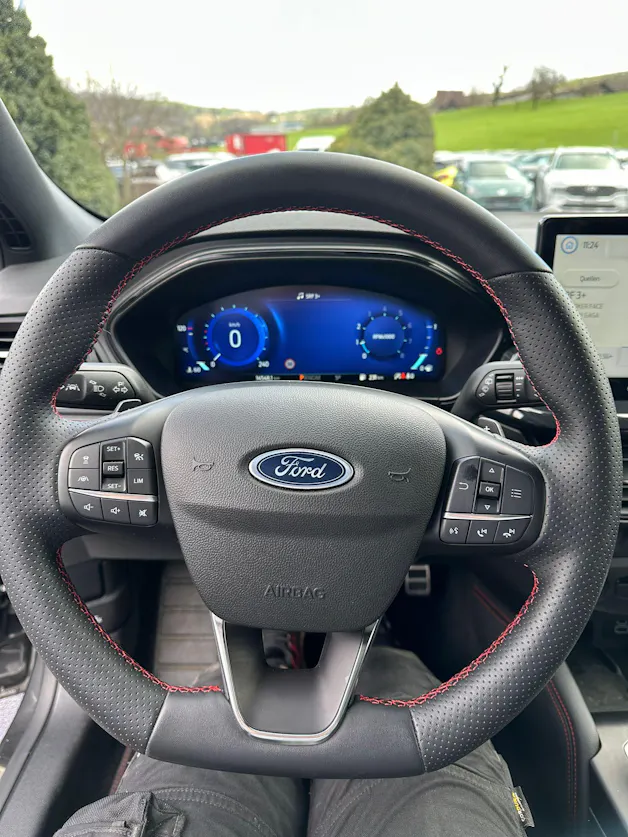 Ford Focus 1.0 MHEV ST-Line Style Automat
