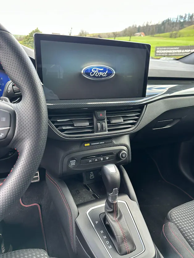 Ford Focus 1.0 MHEV ST-Line Style Automat
