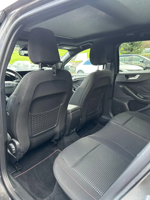 Ford Focus 1.0 MHEV ST-Line Style Automat
